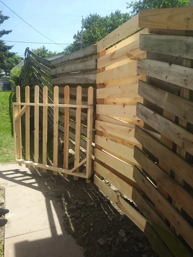 Professional lawn mowing service in Milwaukee, WI - Fence A Holic & Carpentry