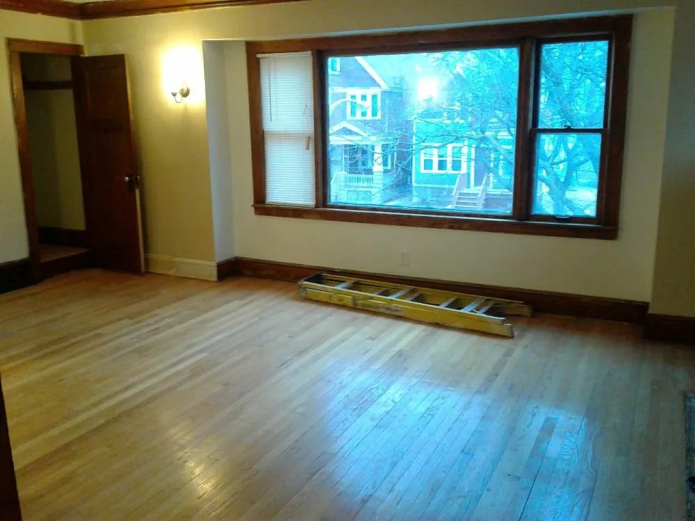 Local yard maintenance for homes in Milwaukee, WI by Fence A Holic & Carpentry