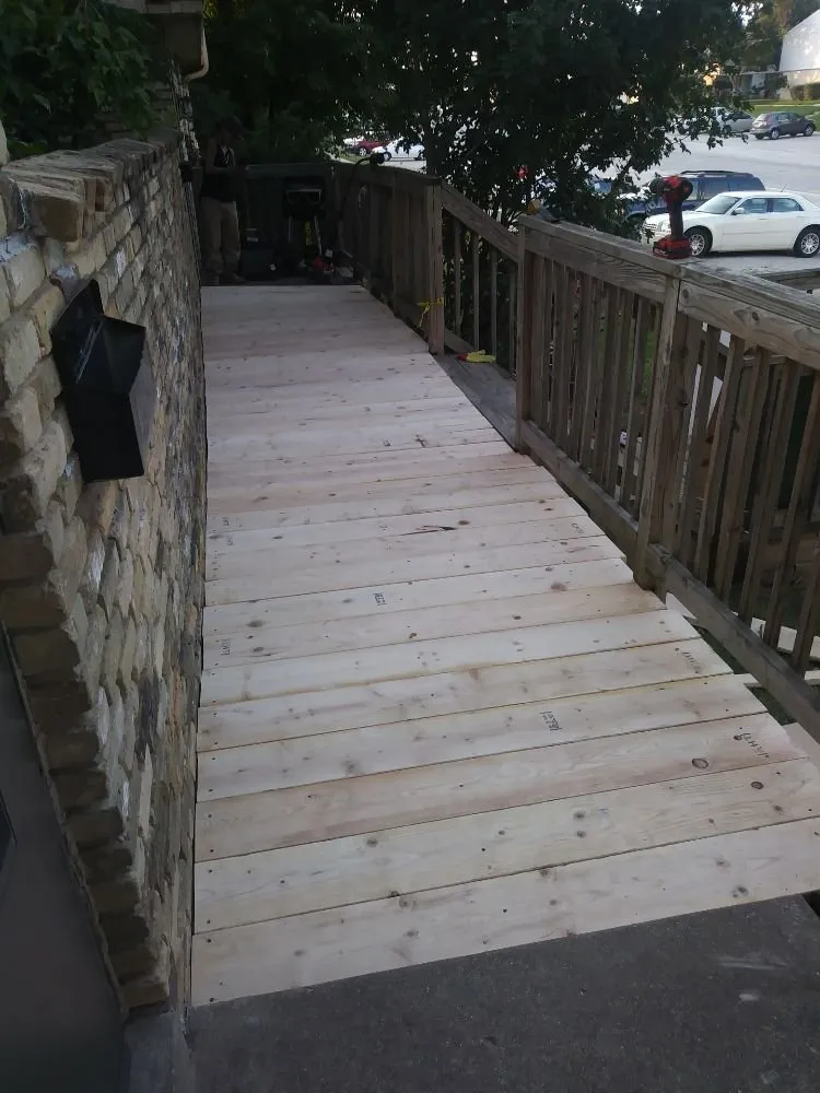 Trusted lawn care service in Milwaukee, WI - Fence A Holic & Carpentry