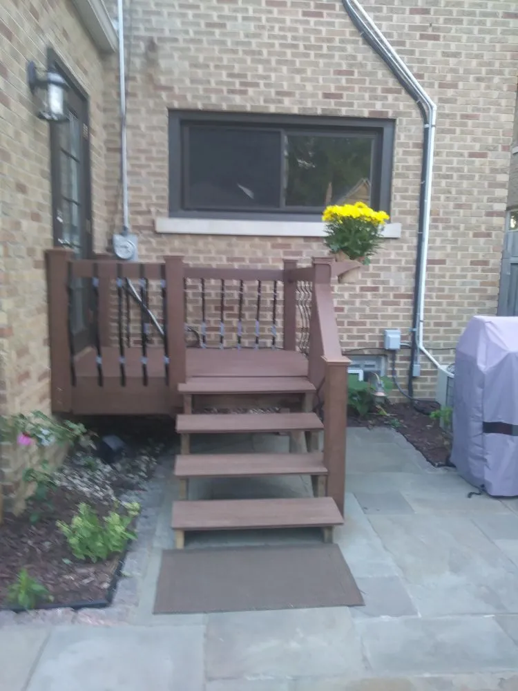 Expert residential landscaping experts serving Milwaukee, WI - Fence A Holic & Carpentry