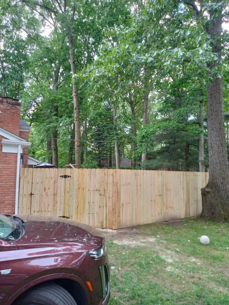 Trusted yard cleanup service for year-round maintenance across Tiffin, OH - Fence And Moore