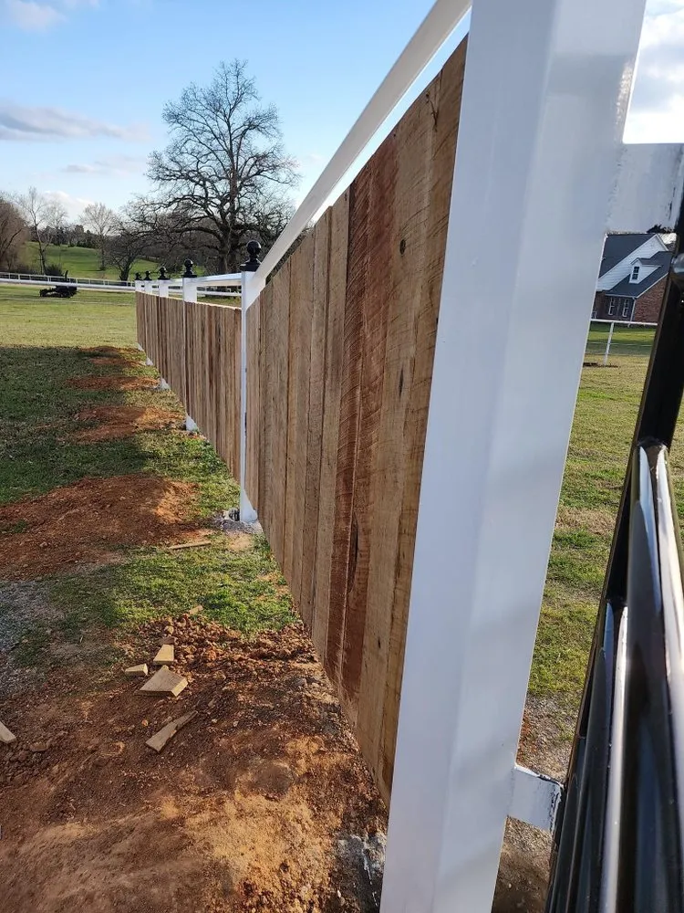 Affordable yard maintenance in Oklahoma City, OK - Fence by Kinsey
