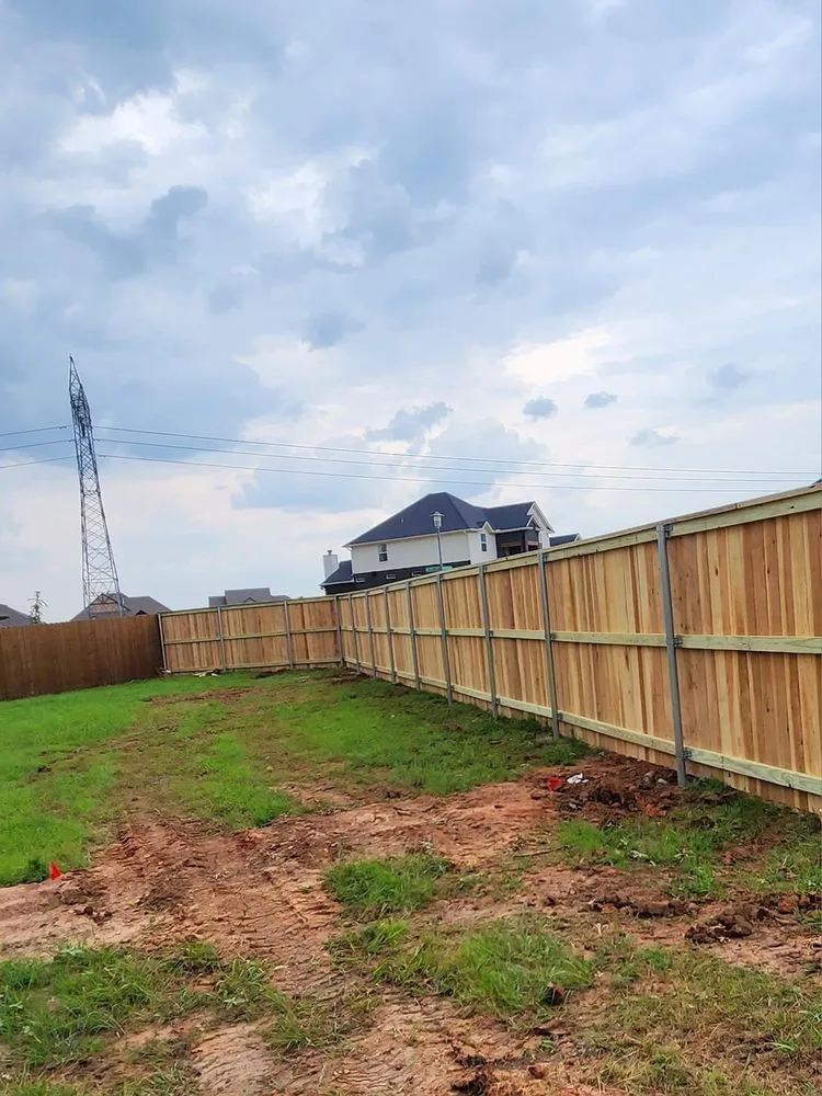 Expert landscape installation experts serving Oklahoma City, OK - Fence by Kinsey
