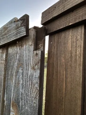 Fence Install and Landscaping Logo