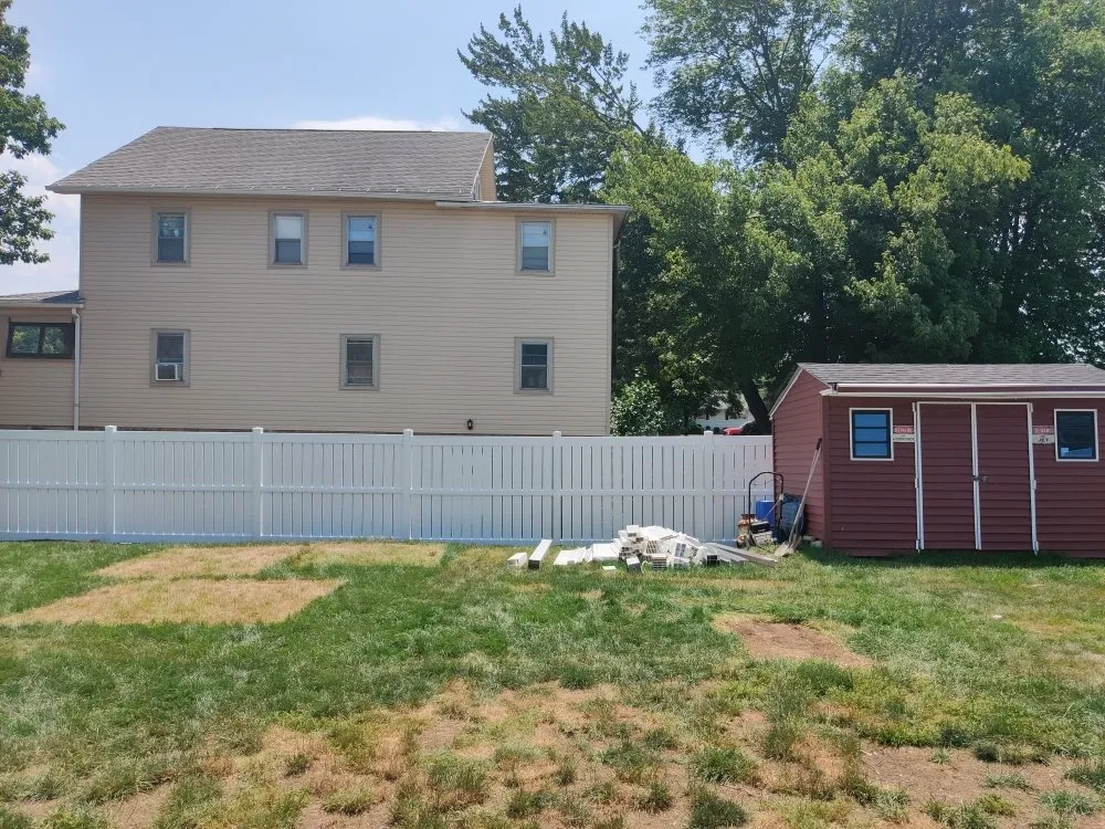 Custom lawn mowing service experts serving Scranton, PA - Fence to a T