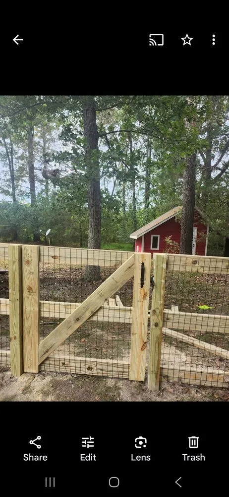 Custom yard maintenance in Sanford, NC - Fence Works Of Lee County