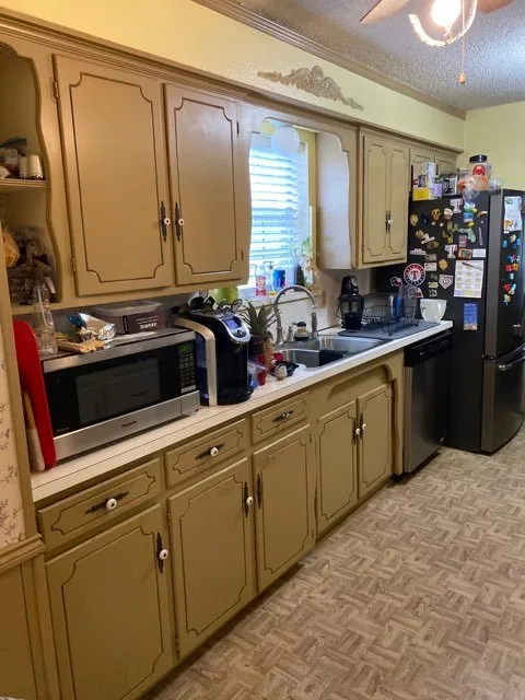 Top-rated outdoor landscaping for year-round maintenance across Desoto, TX - Fences and More