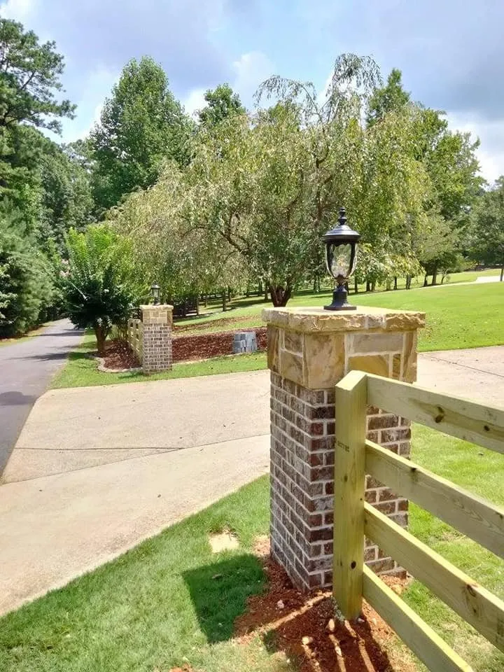 Top-rated yard cleanup service experts serving Acworth, GA - Fences of Georgia