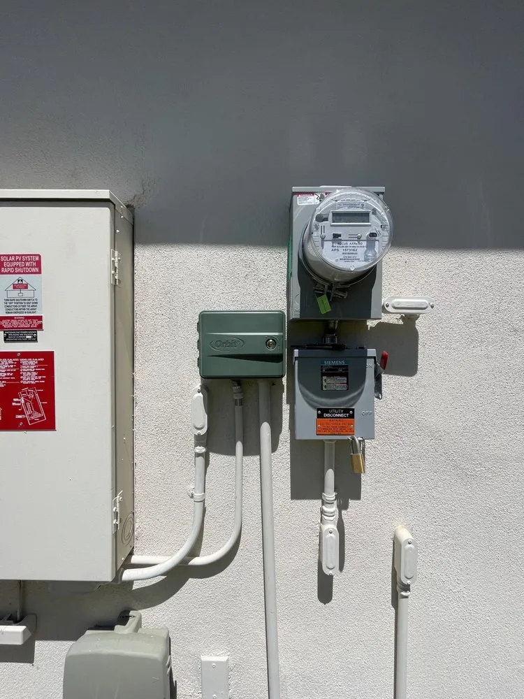 Affordable yard maintenance for residential properties in Peoria, AZ by Fenix Landscape & Hard Scape