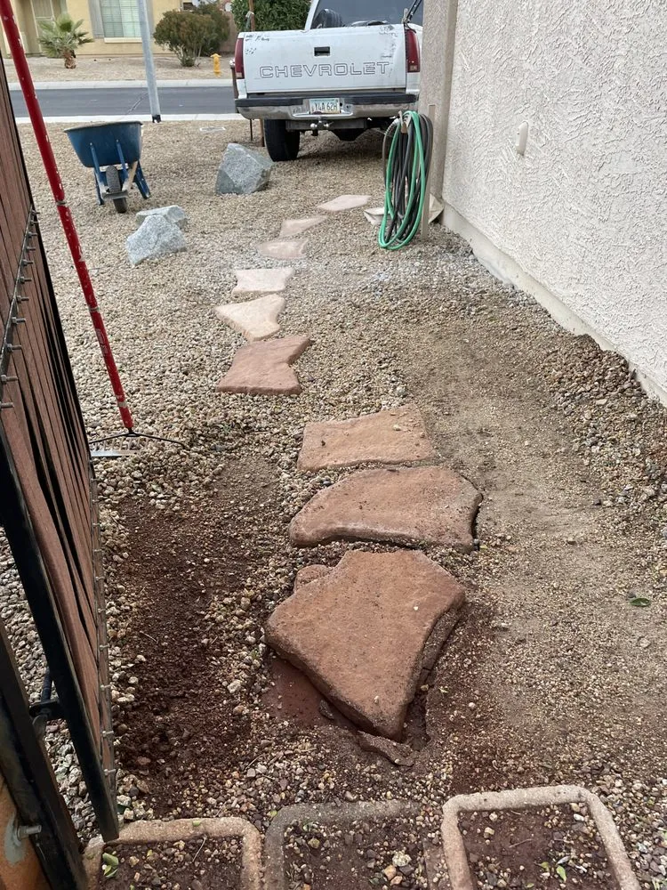 Top-rated yard maintenance in Peoria, AZ - Fenix Landscape & Hard Scape