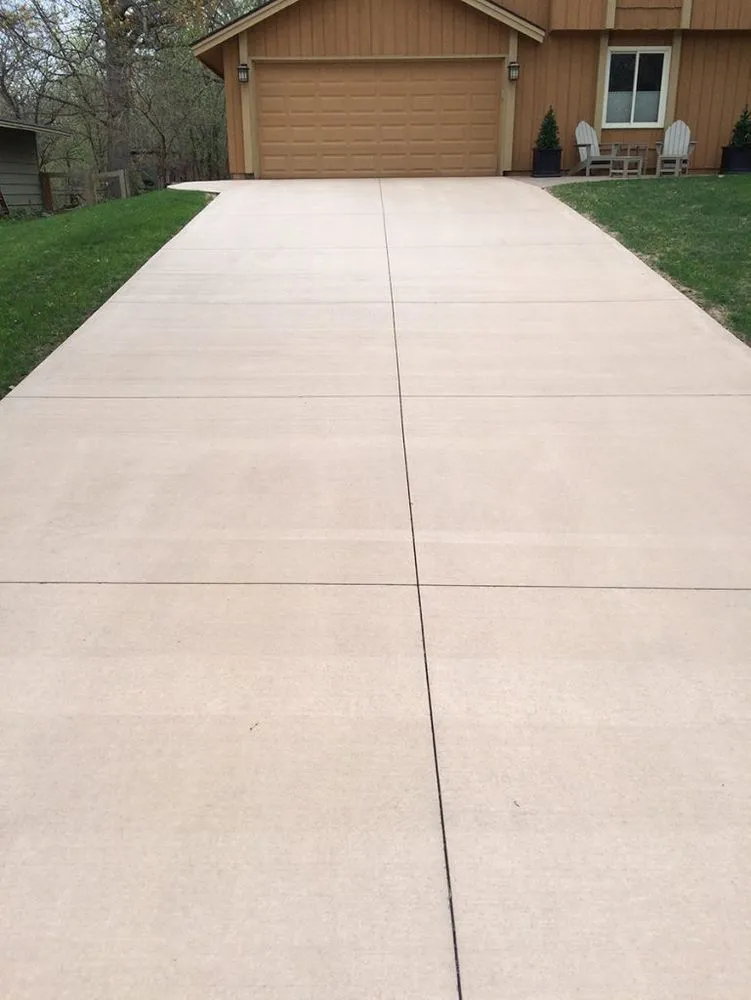 Local landscaping services in Sharpsburg, GA by Fenner Contracting