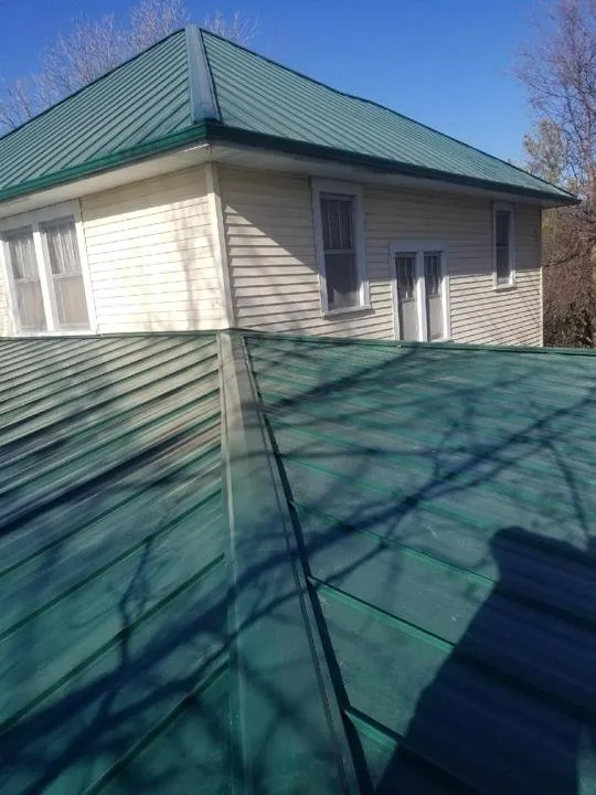 Top-rated yard cleanup service experts serving Burlington, IA - Fenton's Construction & Landscaping