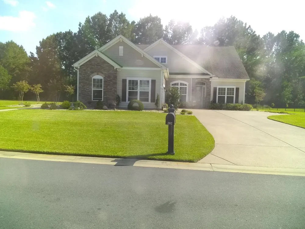 Affordable garden landscaping for homes across Arcadia, FL - Fer Fer's Cleaning Services