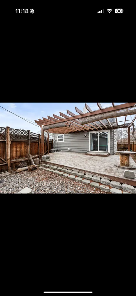 Affordable yard cleanup service experts serving Yakima, WA - Fergs Fence Rejuvenation