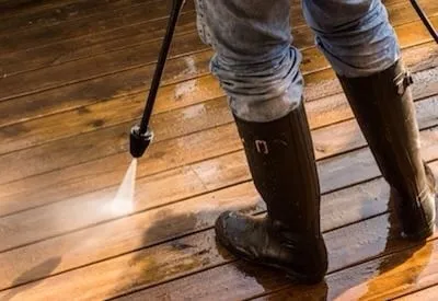 Reliable lawn mowing service experts serving Miami, FL - FerminJr Painting & Landscaping