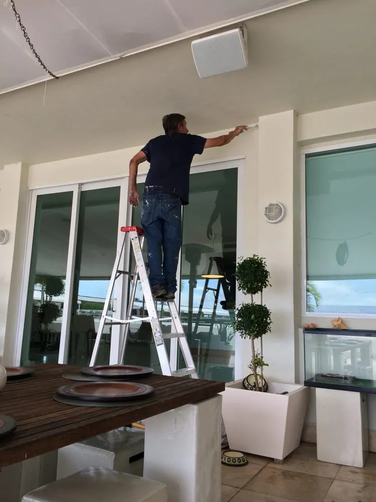 Expert outdoor landscaping experts serving Miami, FL - FerminJr Painting & Landscaping