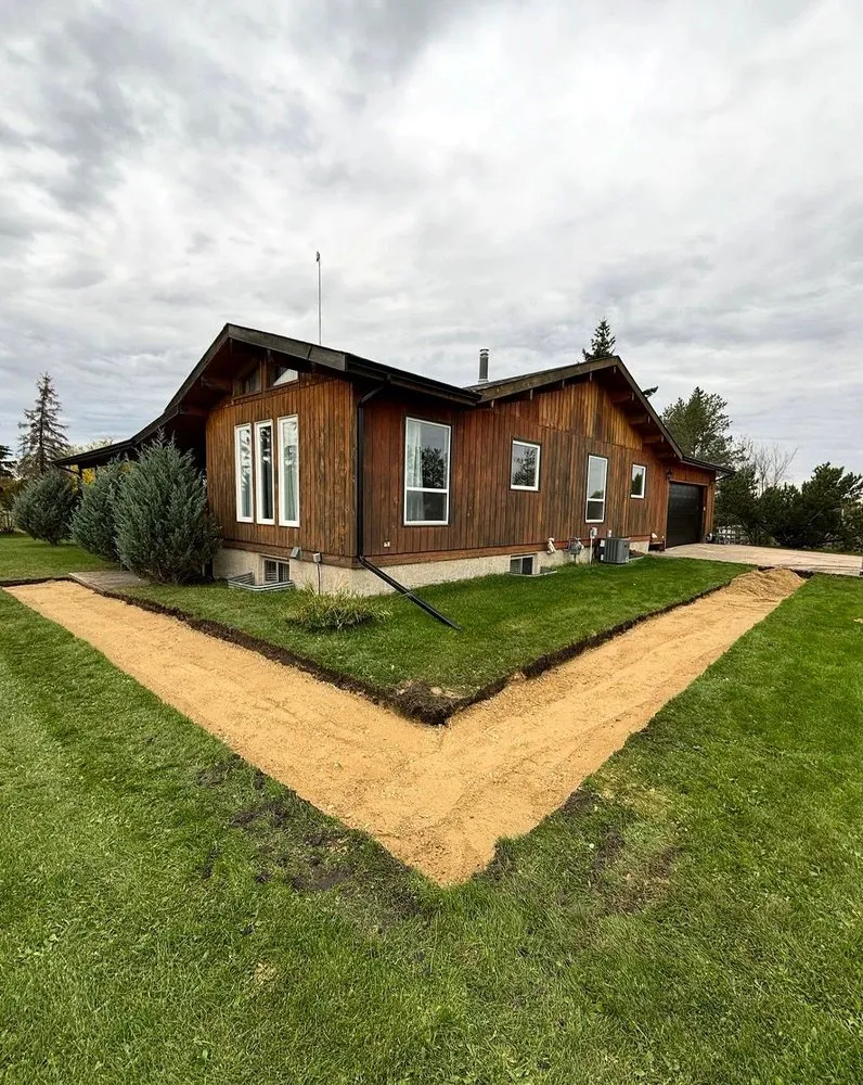 Reliable garden landscaping for beautiful yards in Tampa Bay, FL by Fern Cliff Lawn Care