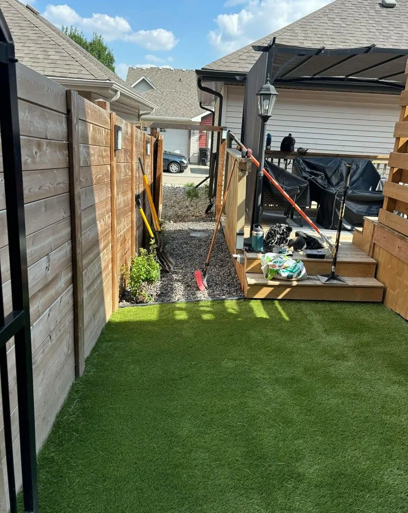 Professional lawn care service in Tampa Bay, FL by Fern Cliff Lawn Care