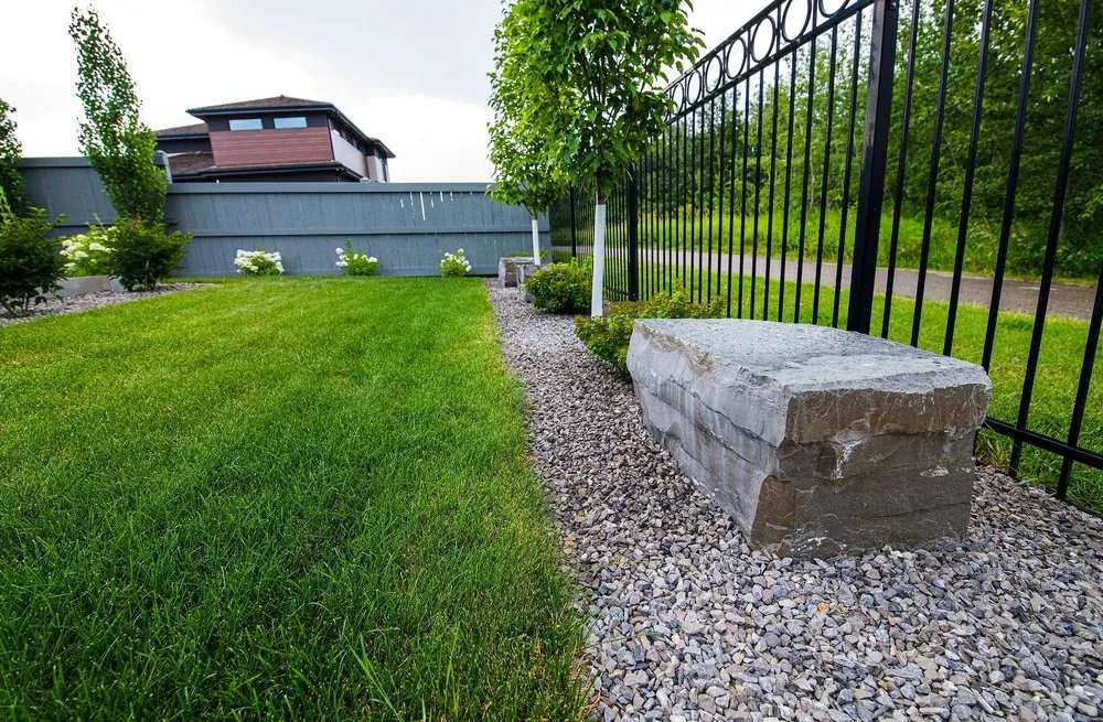 Top-rated lawn care service experts serving Tampa Bay, FL - Fern Cliff Lawn Care