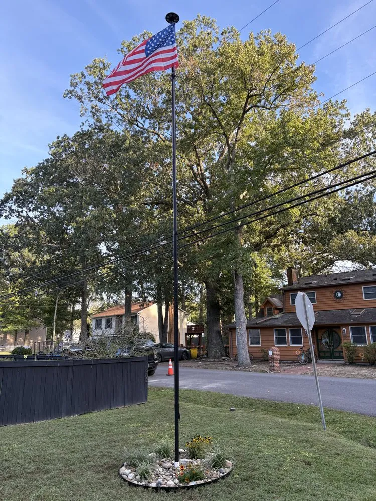 Trusted landscaping services for residential properties in Clinton, MD by Fernan Landscaping