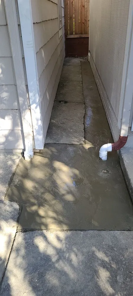 Top-rated yard cleanup service for homes across Concord, CA - Fernandez & Sons Landscaping