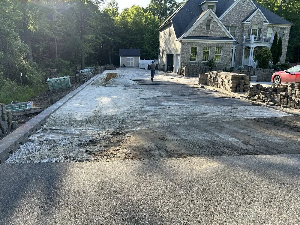 Local outdoor landscaping for year-round maintenance in Front Royal, VA by Fernandez Hardscapes