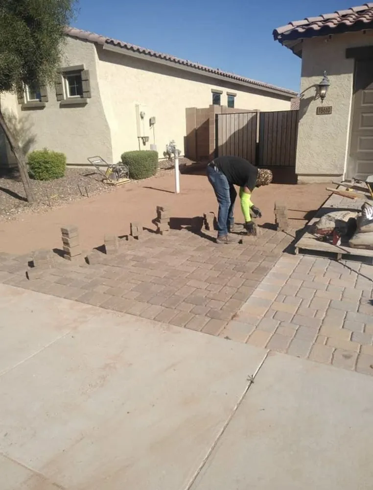 Affordable garden landscaping with custom design across Phoenix, AZ - Fernandez Irrigation and Junk Removal