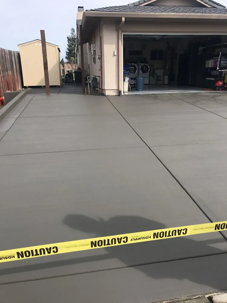 Custom garden landscaping in Livermore, CA by Fernandez Landscape