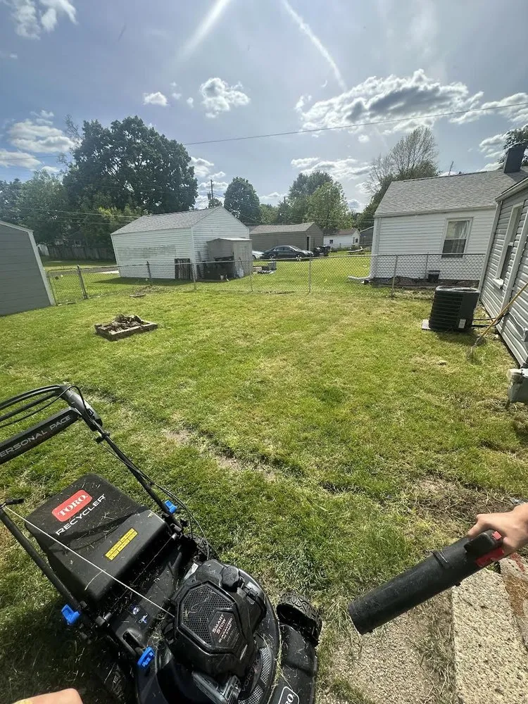 Professional garden landscaping experts serving South Bend, IN - Fernandez Landscaping