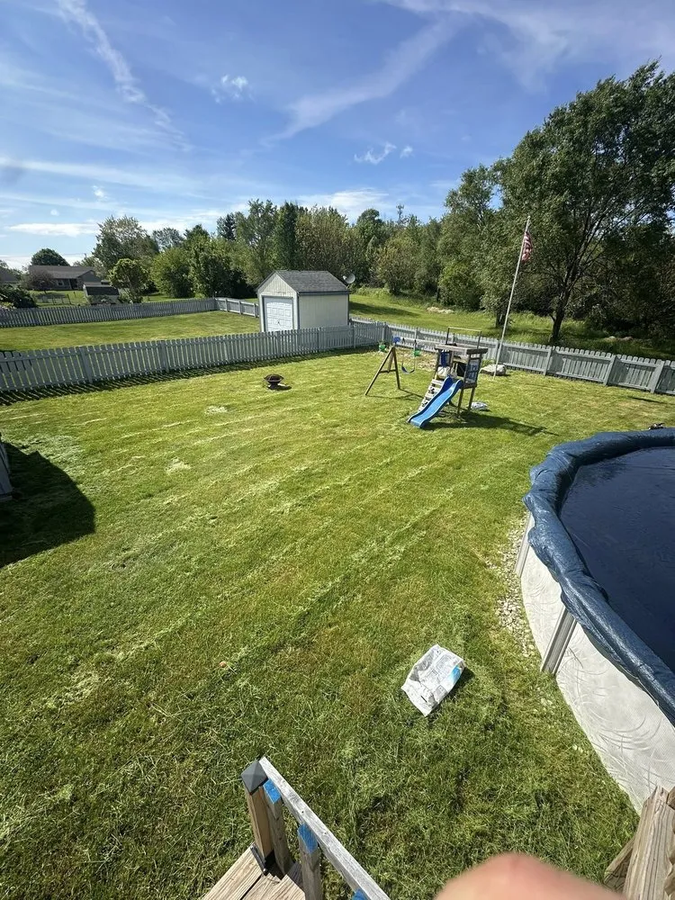 Professional landscaping services experts serving South Bend, IN - Fernandez Landscaping