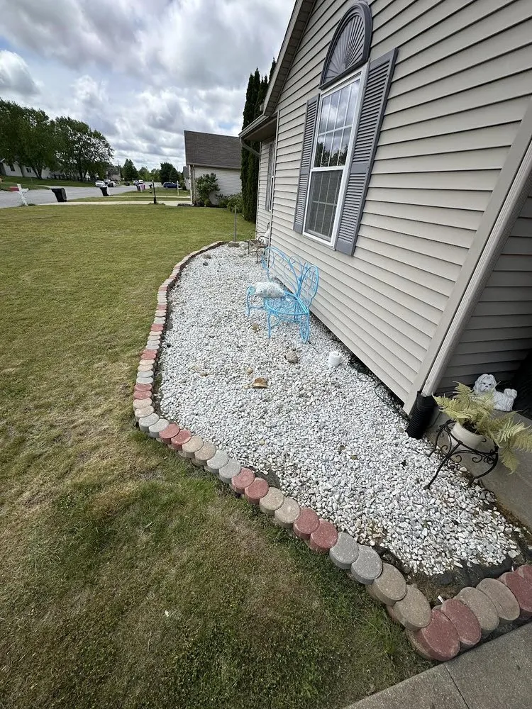 Custom yard cleanup service experts serving South Bend, IN - Fernandez Landscaping