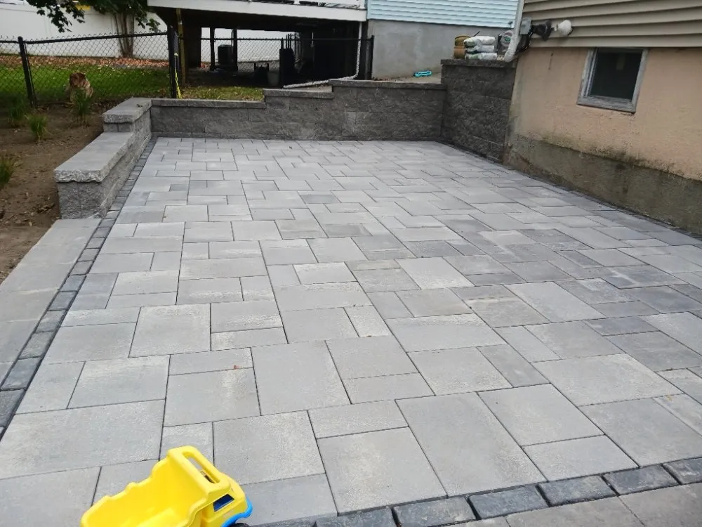 Local garden landscaping for beautiful yards across Waltham, MA - Fernandez Landscaping