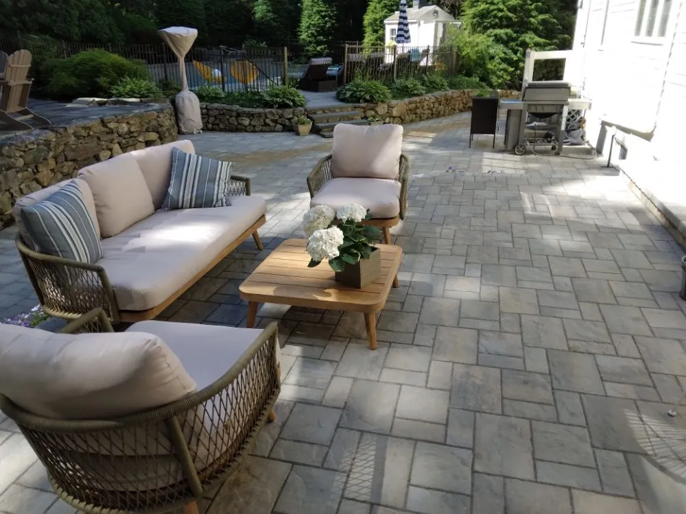 Custom residential landscaping in Waltham, MA - Fernandez Landscaping