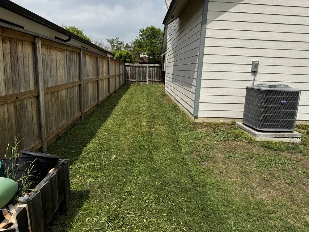 Reliable garden landscaping experts serving San Antonio, TX - Fernandez Lawncare
