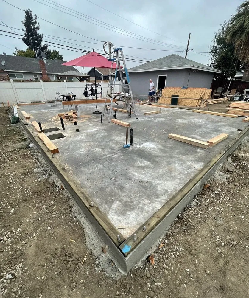 Expert landscape design experts serving Los Angeles, CA - Fernando Avilas Concrete & Landscape