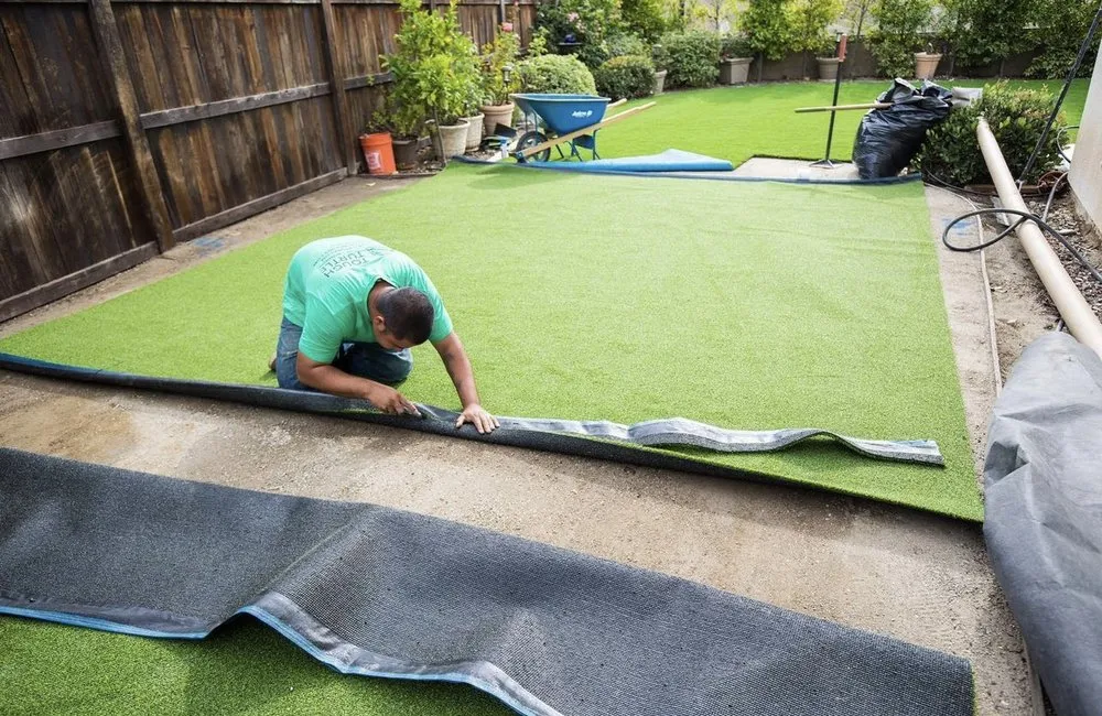 Professional yard maintenance in Los Angeles, CA by Fernando Avilas Concrete & Landscape