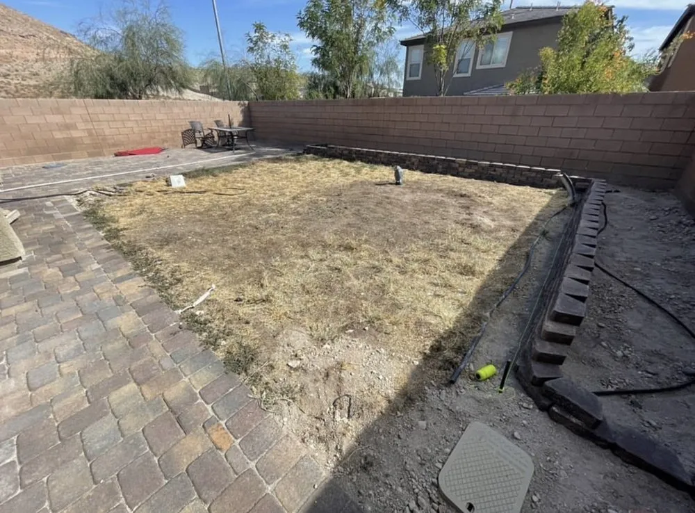 Affordable lawn mowing service in Los Angeles, CA - Fernando Avilas Concrete & Landscape