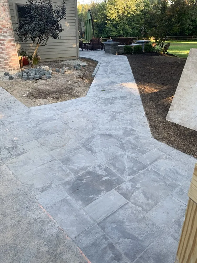 Affordable landscape installation experts serving Cincinnati, OH - Fernando Escobar Landscaping And Lawn Care Service