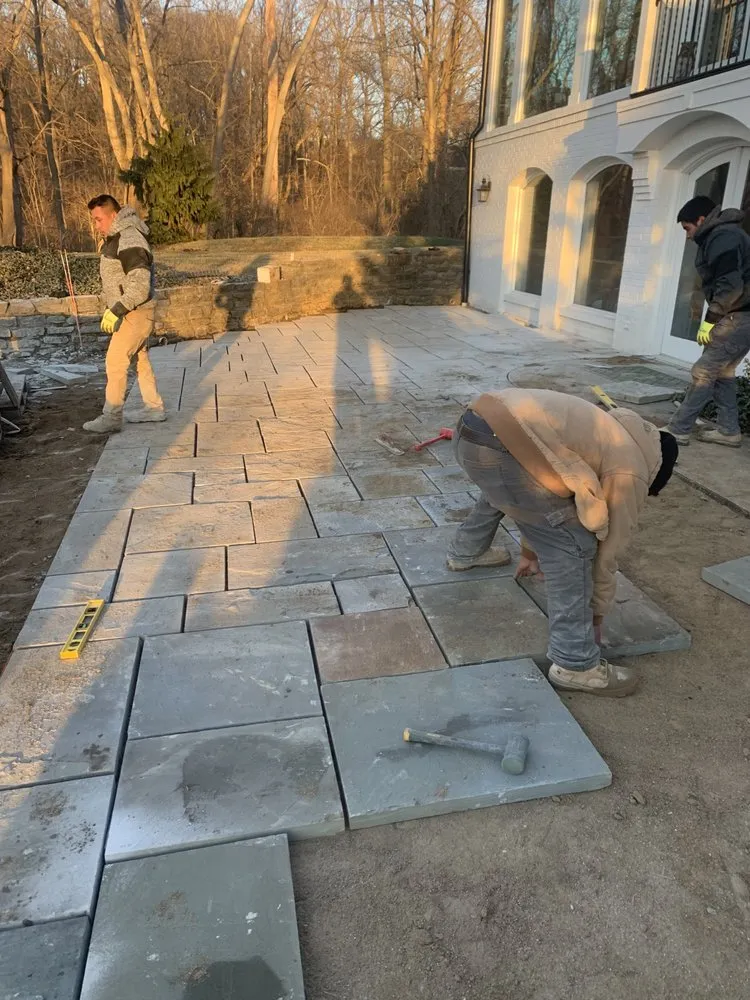 Local yard cleanup service for year-round maintenance across Cincinnati, OH - Fernando Escobar Landscaping And Lawn Care Service