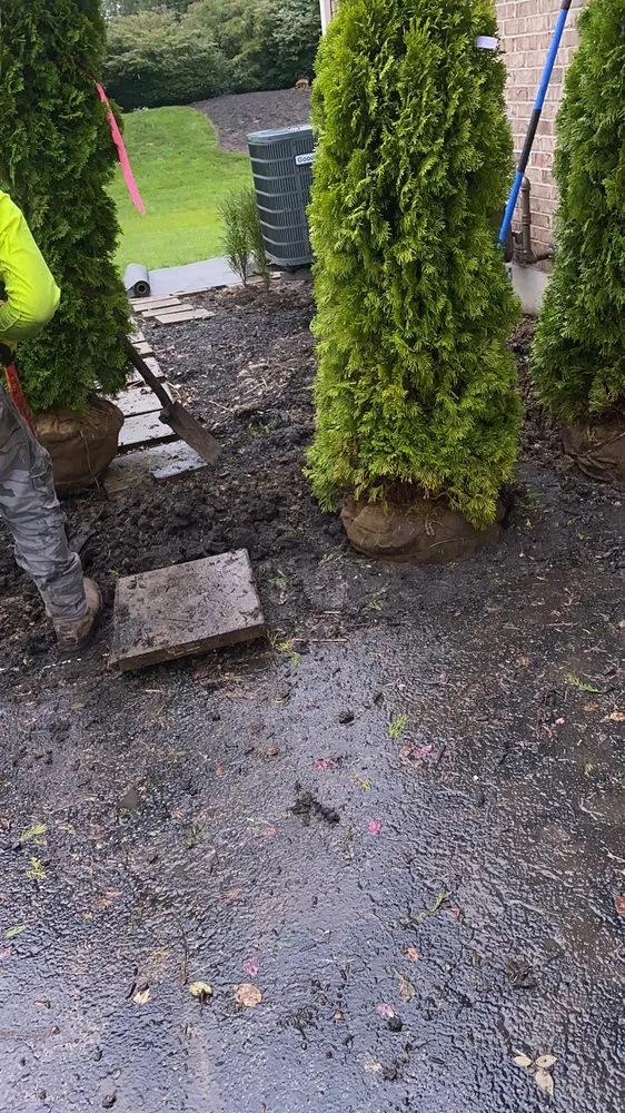 Trusted landscape installation in Cincinnati, OH by Fernando Escobar Landscaping And Lawn Care Service