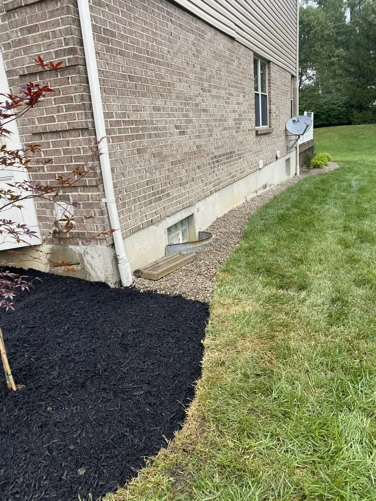 Affordable landscaping services experts serving Cincinnati, OH - Fernando Escobar Landscaping And Lawn Care Service