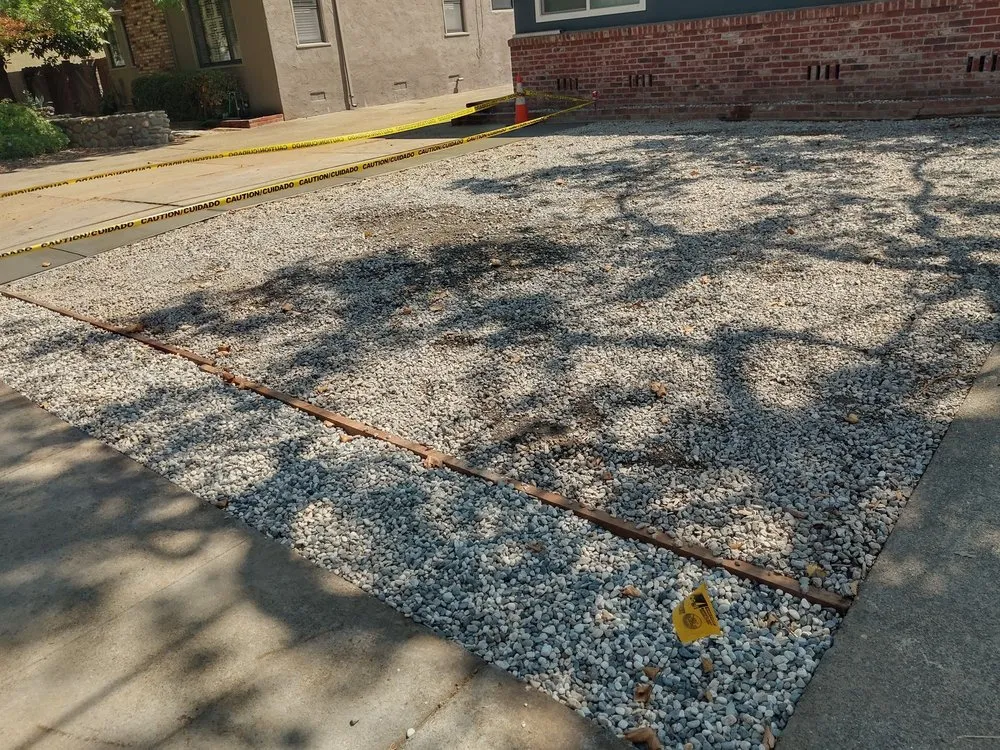 Professional lawn mowing service with custom design in Sacramento, CA by Fernando Landscape Design