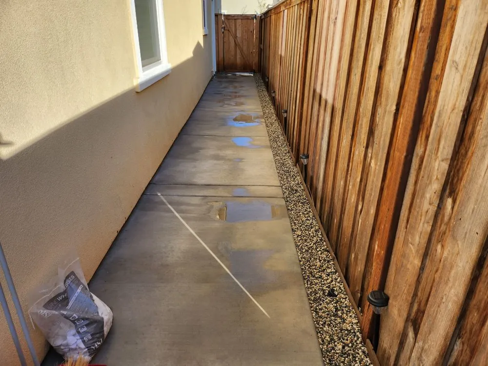 Affordable yard cleanup service for beautiful yards in Sacramento, CA by Fernando Landscape Design