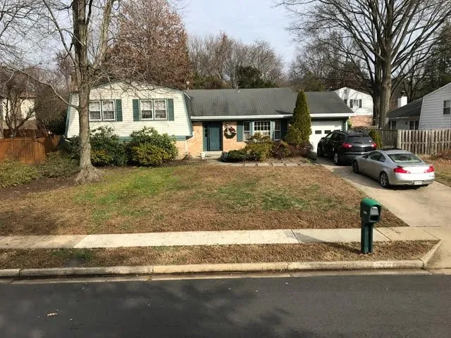 Trusted yard maintenance for residential properties across Alexandria, VA - Fernando Landscaping