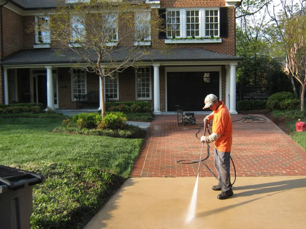 Reliable landscape design near you in Alexandria, VA by Fernando Landscaping