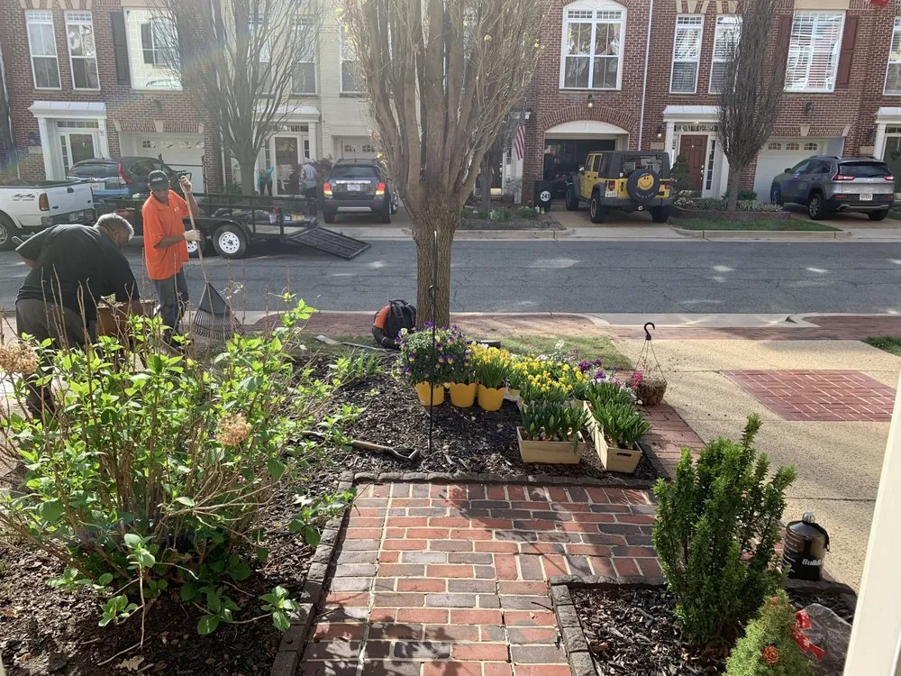 Affordable garden landscaping in Alexandria, VA by Fernando Landscaping