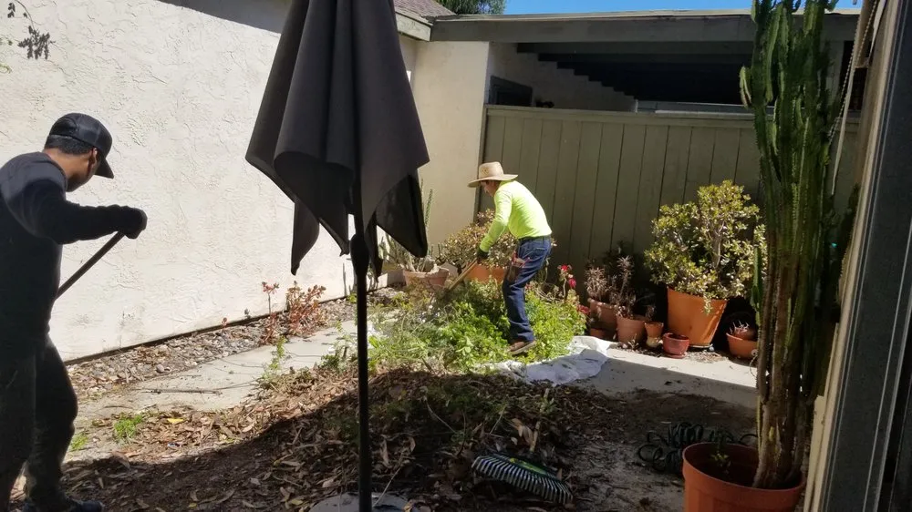 Custom garden landscaping for homes in San Diego, CA by Fernando Landscaping