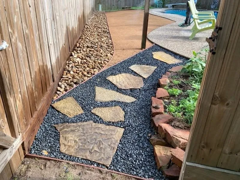 Local landscaping services experts serving Sugar Land, TX - Fernando landscaping