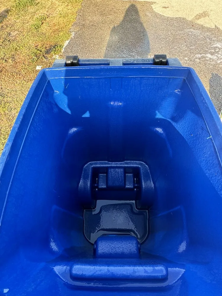 Affordable outdoor landscaping in Lehigh Acres, FL by Fernando’s and Rico’s landscaping