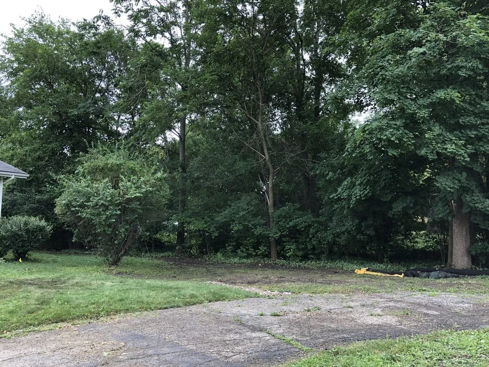 Local landscape design experts serving Glen Ellyn, IL - Fernando's Landscaping & Tree Service